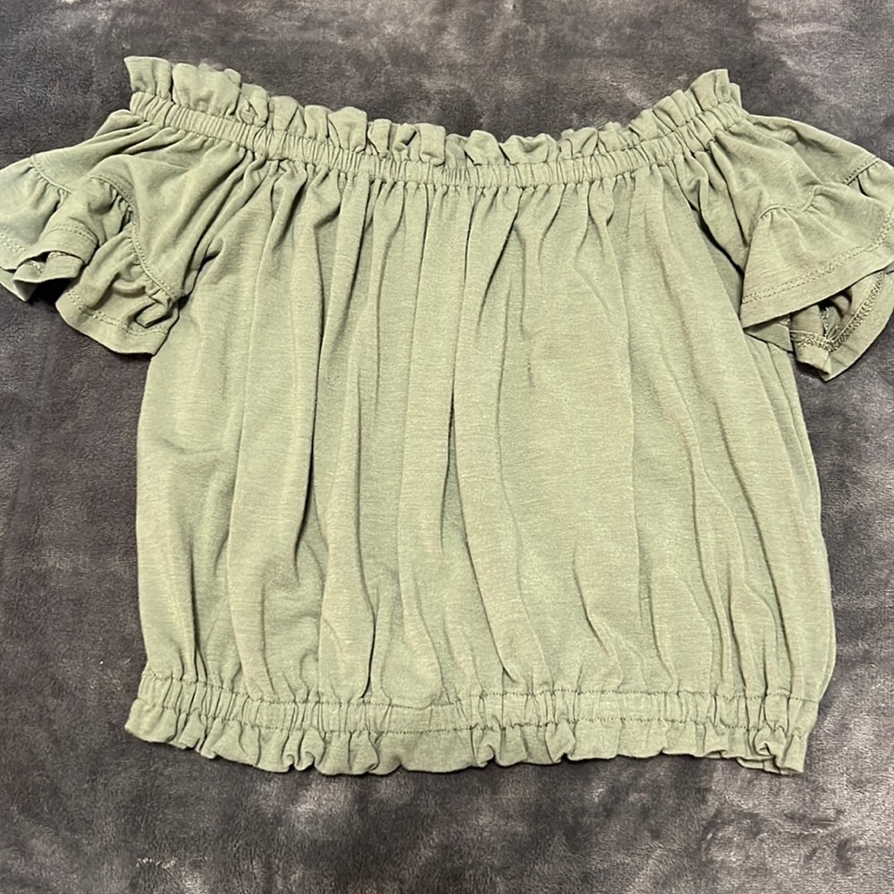 Green off the shoulder crop top